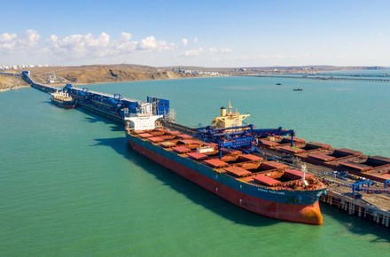 «Сибантрацит» начал экспорт угля большими судами вместимостью свыше 160 000 тонн